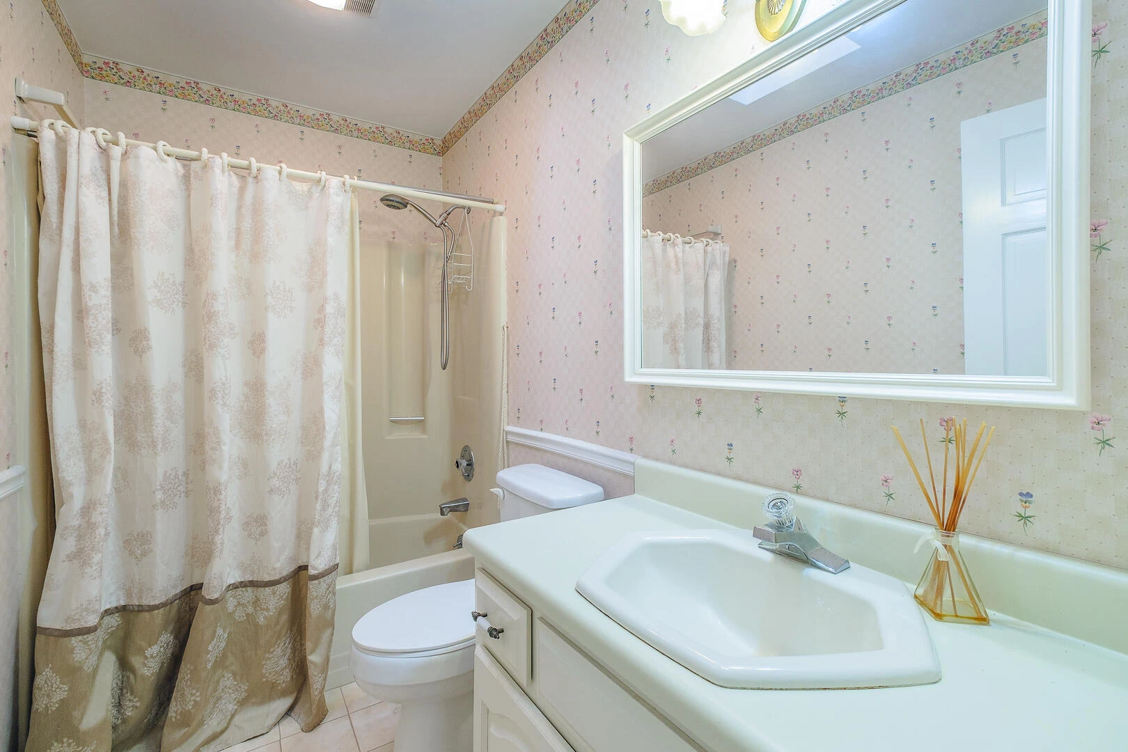 75 Eleanor LN - Photo 22