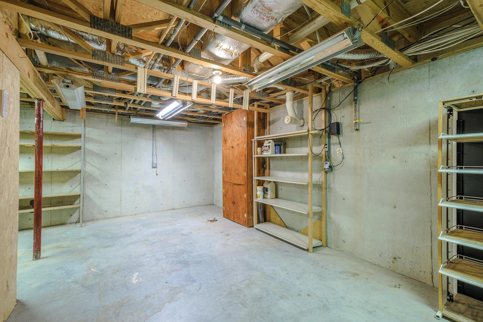 75 Eleanor LN - Photo 34