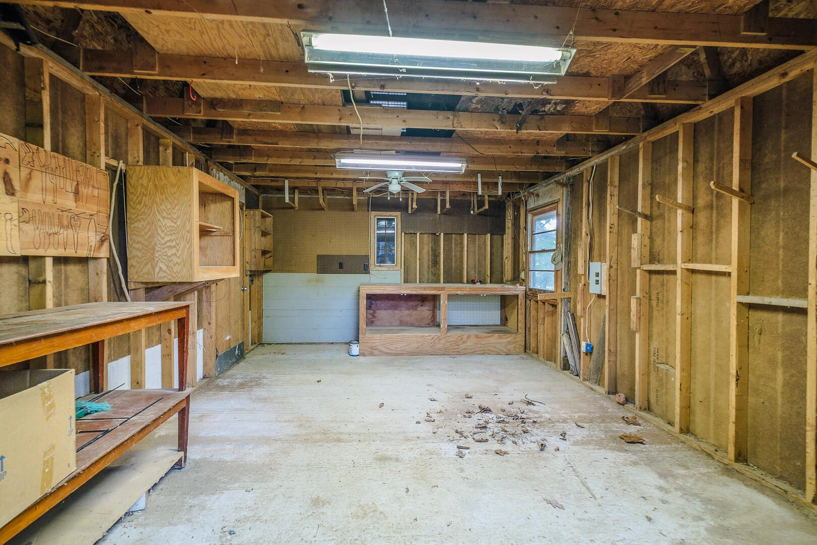75 Eleanor LN - Photo 41
