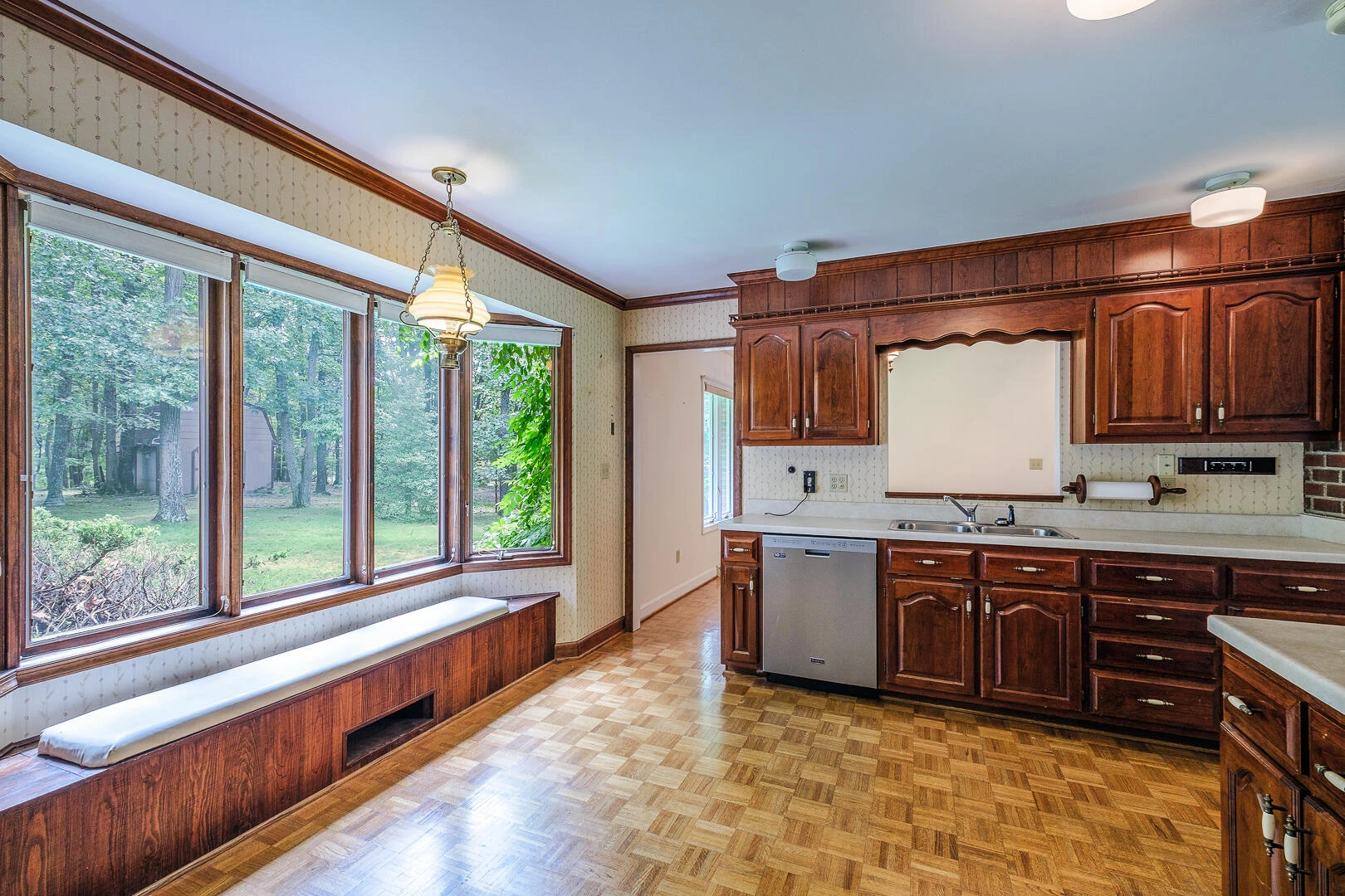 75 Eleanor LN - Photo 5