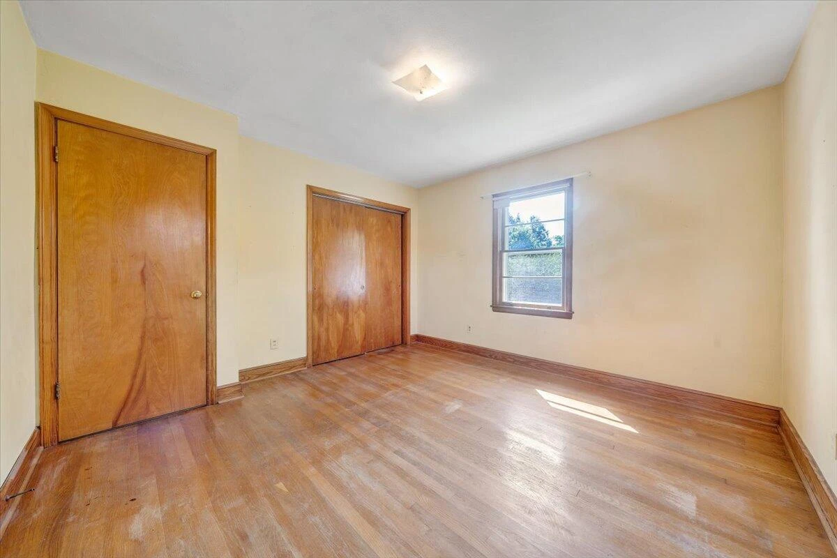 6621 Sherry RD - Photo 17