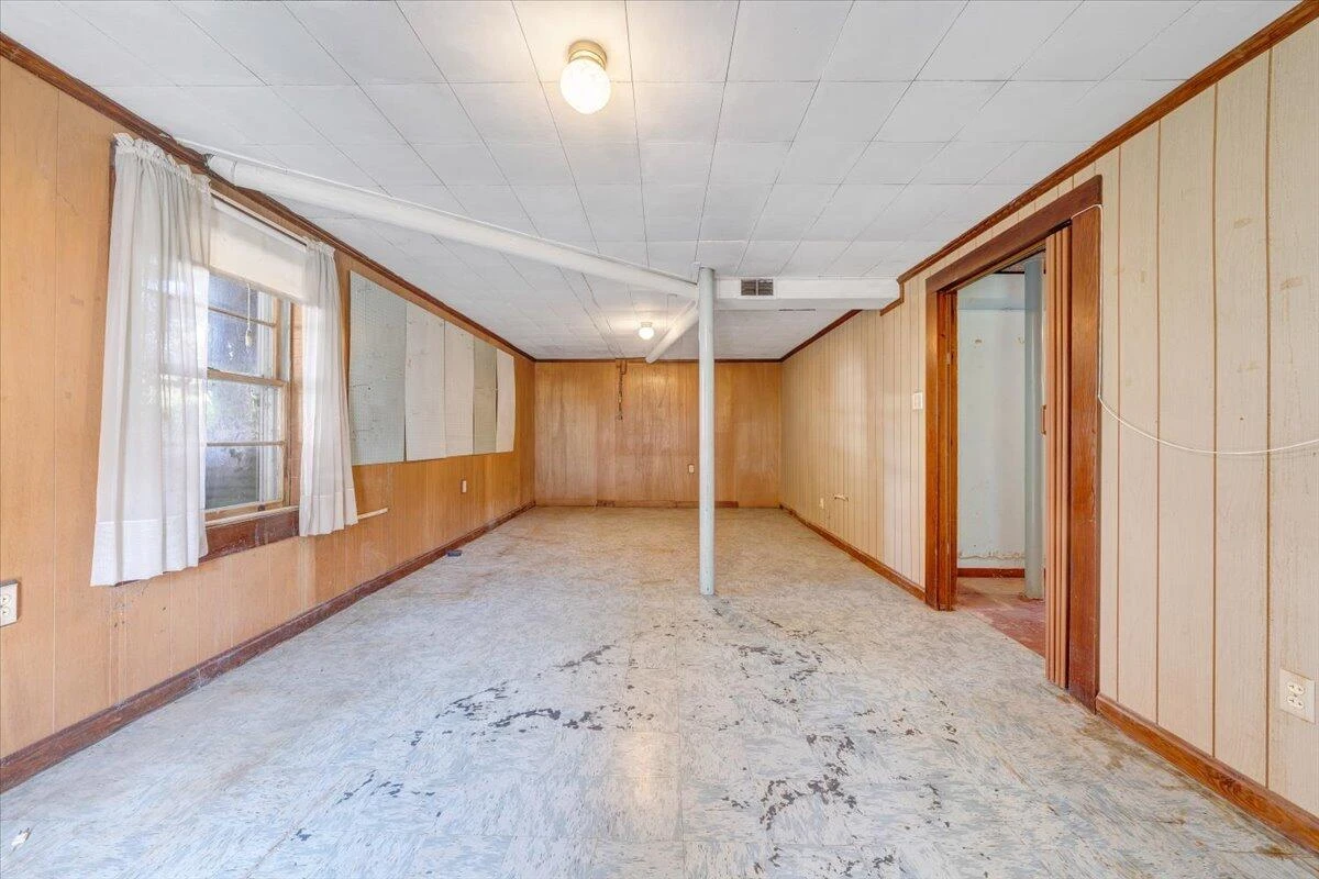 6621 Sherry RD - Photo 25