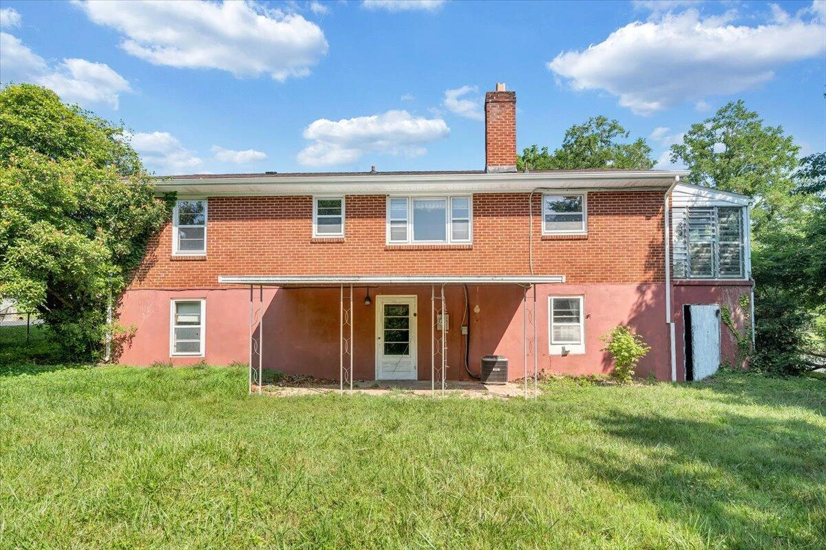 6621 Sherry RD - Photo 30