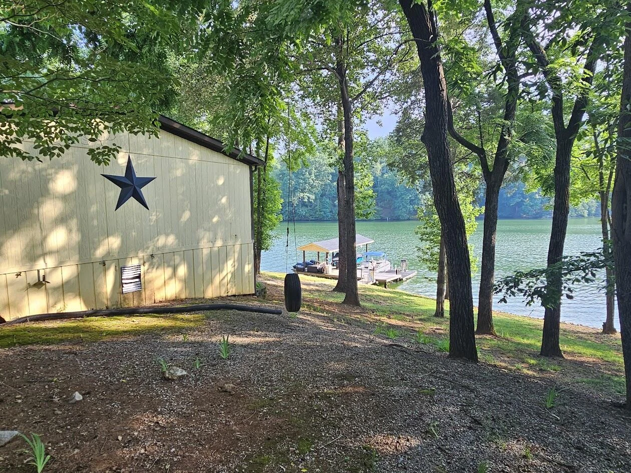 509 Pleasure Point DR - Photo 17