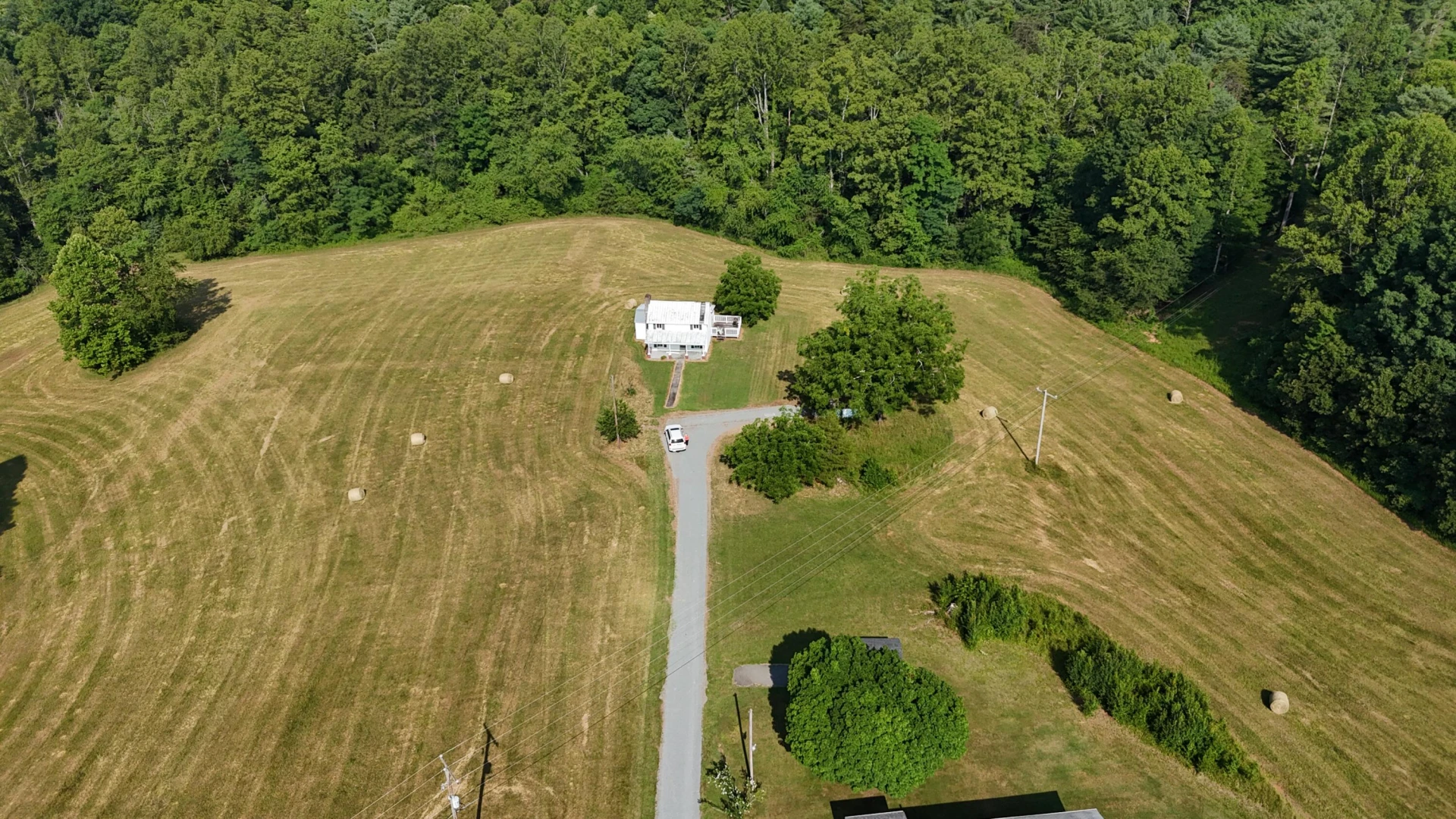 5542 Henry RD