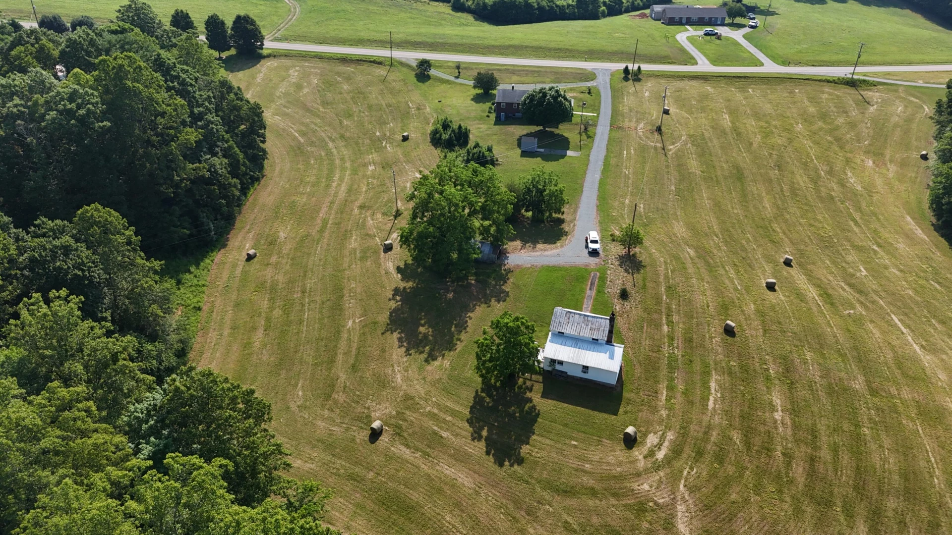5542 Henry RD - Photo 10