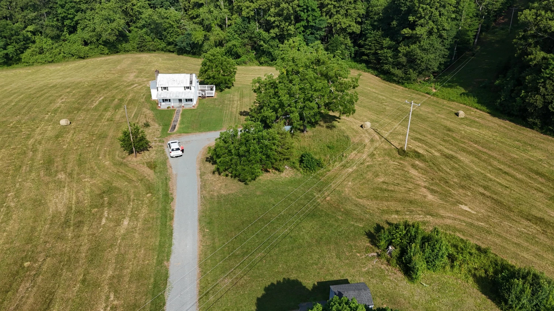 5542 Henry RD - Photo 3