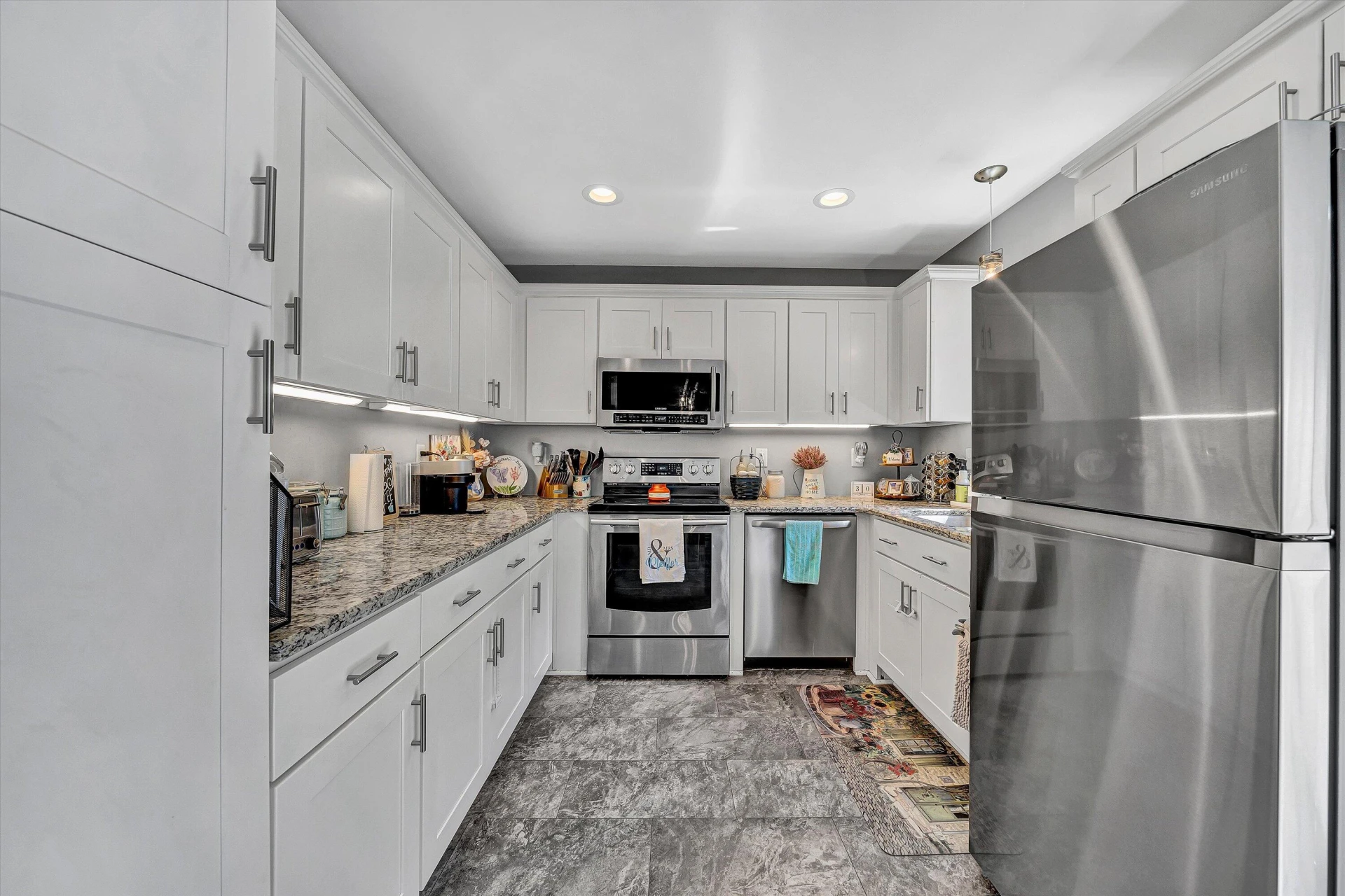 386 Koogler DR - Photo 7