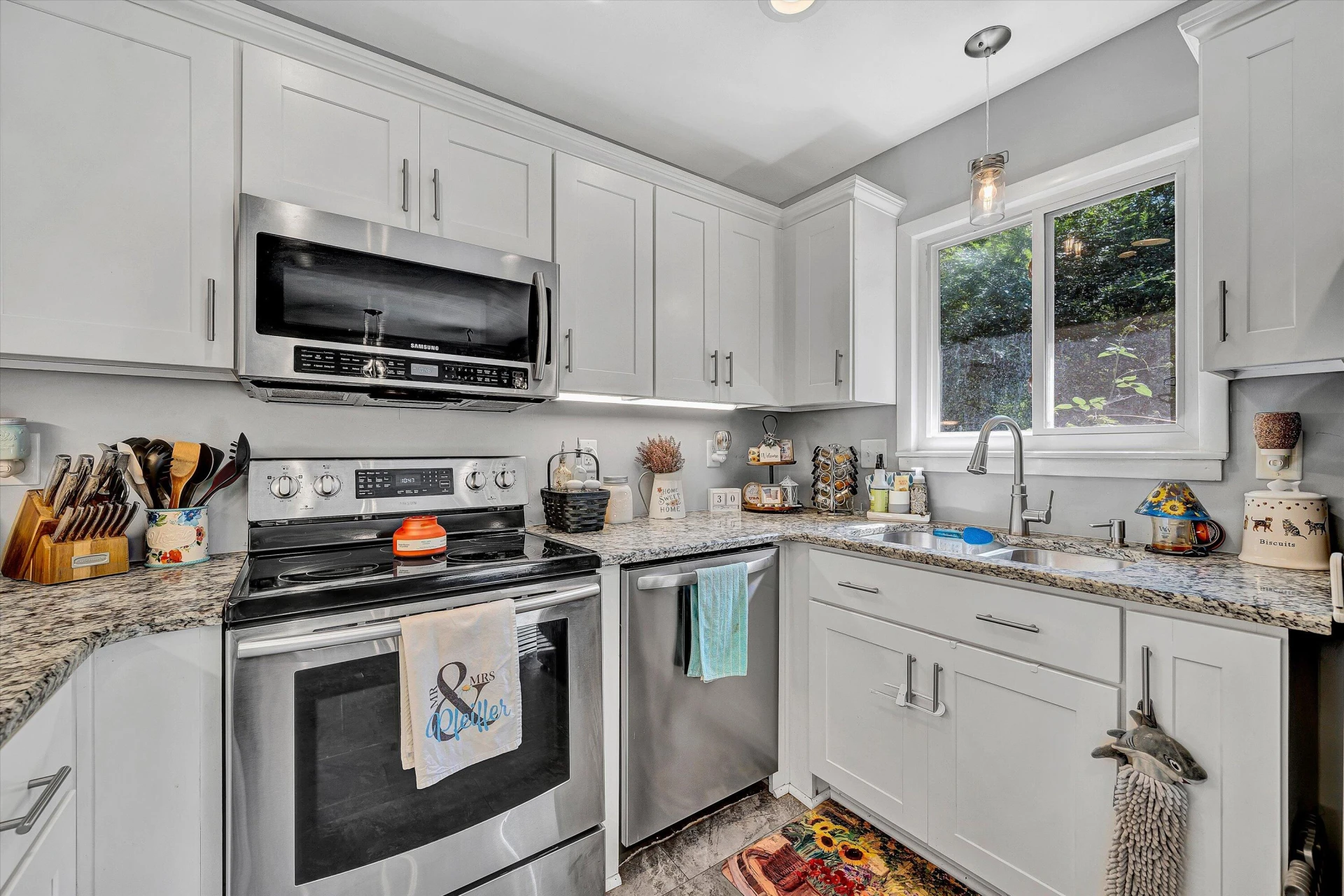 386 Koogler DR - Photo 8