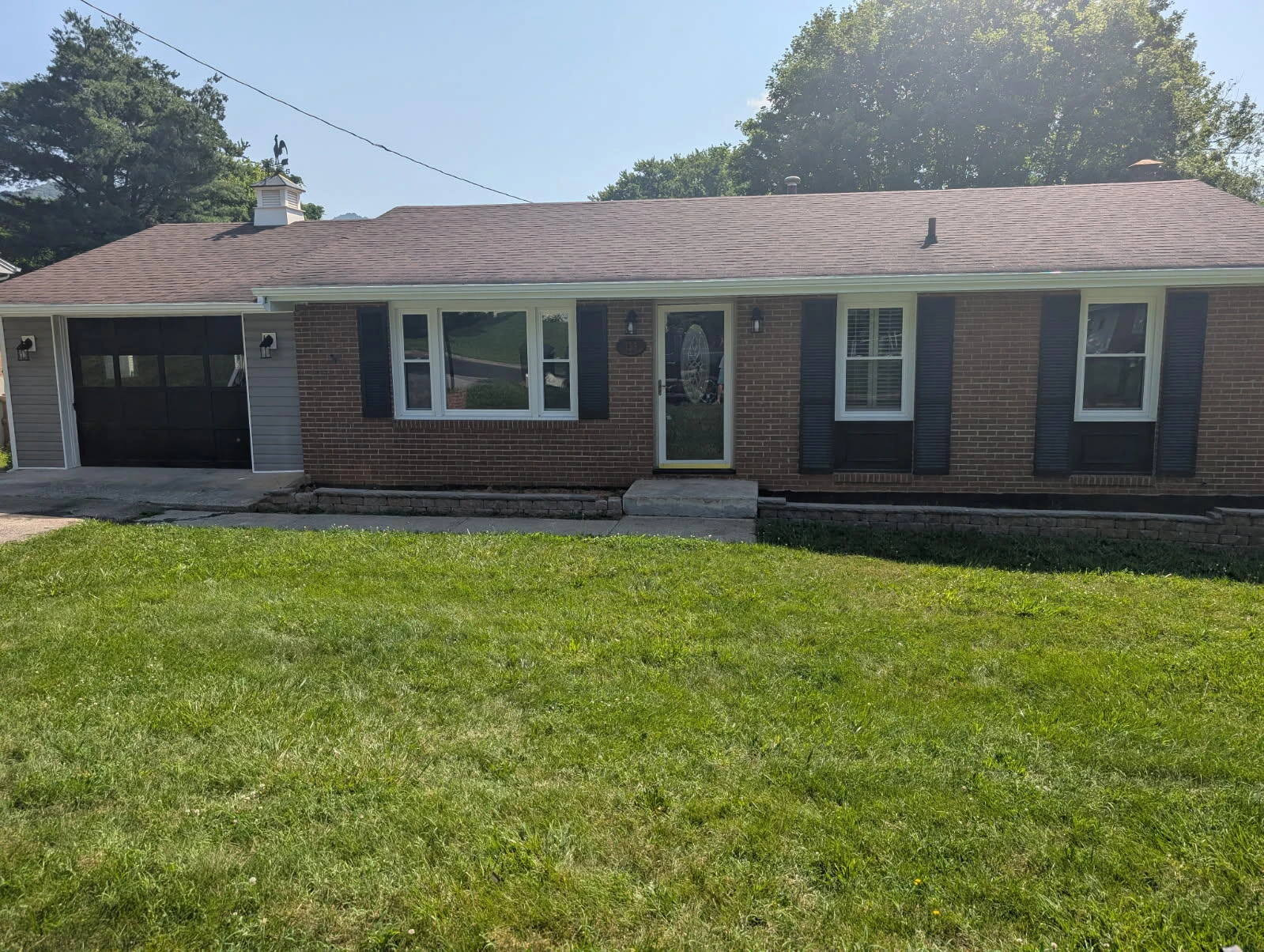 733 Kenyon RD