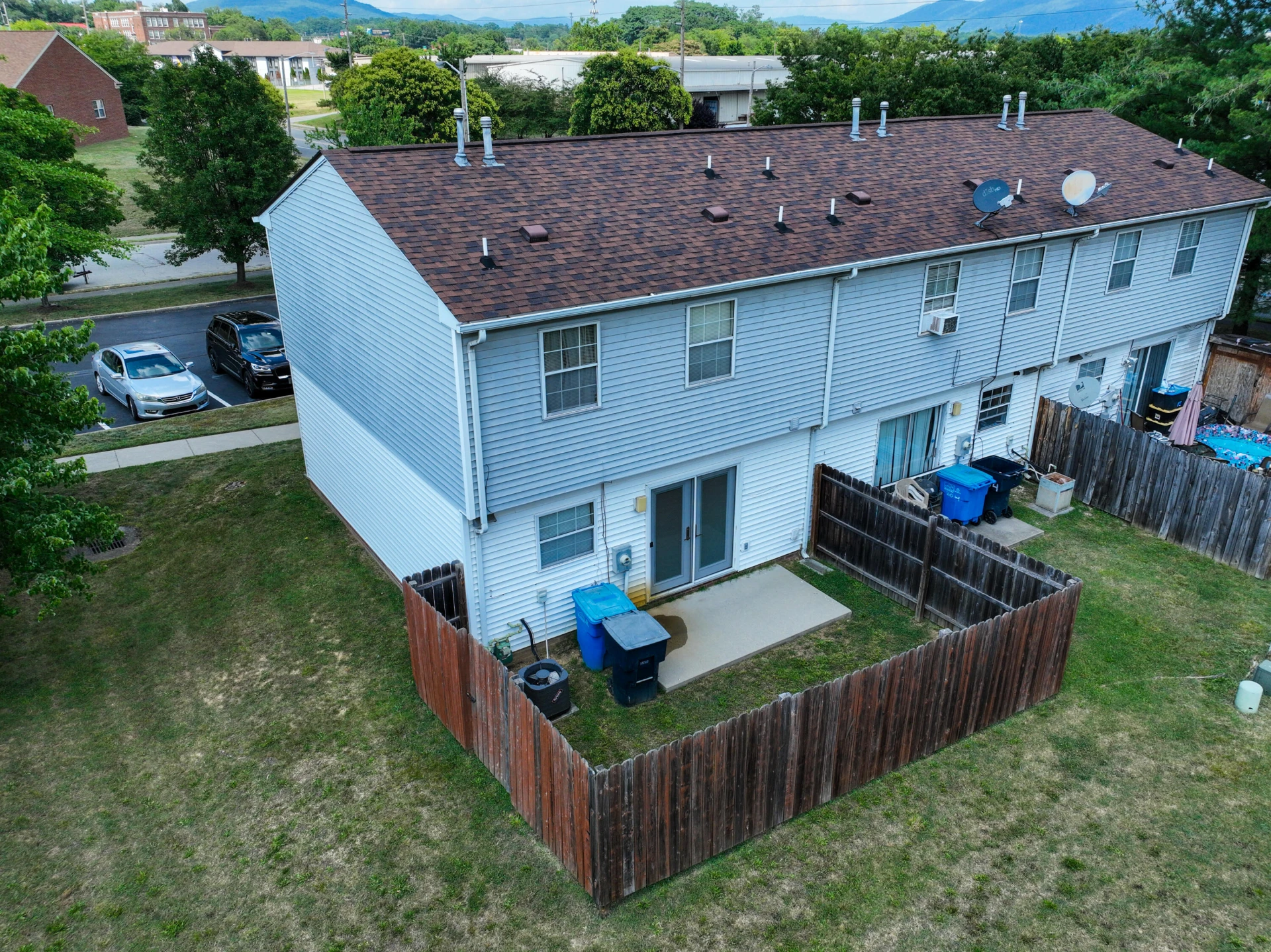 206 MADISON AVE - Photo 4