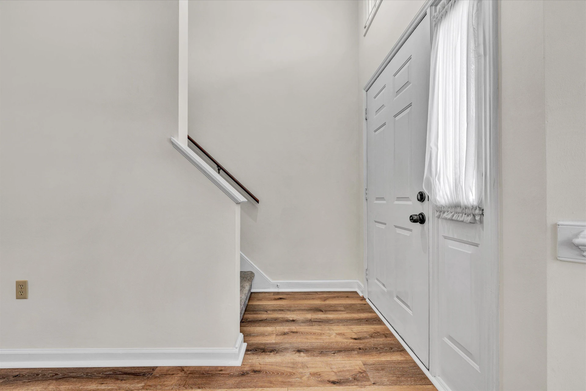 4664 Mill View CT - Photo 5