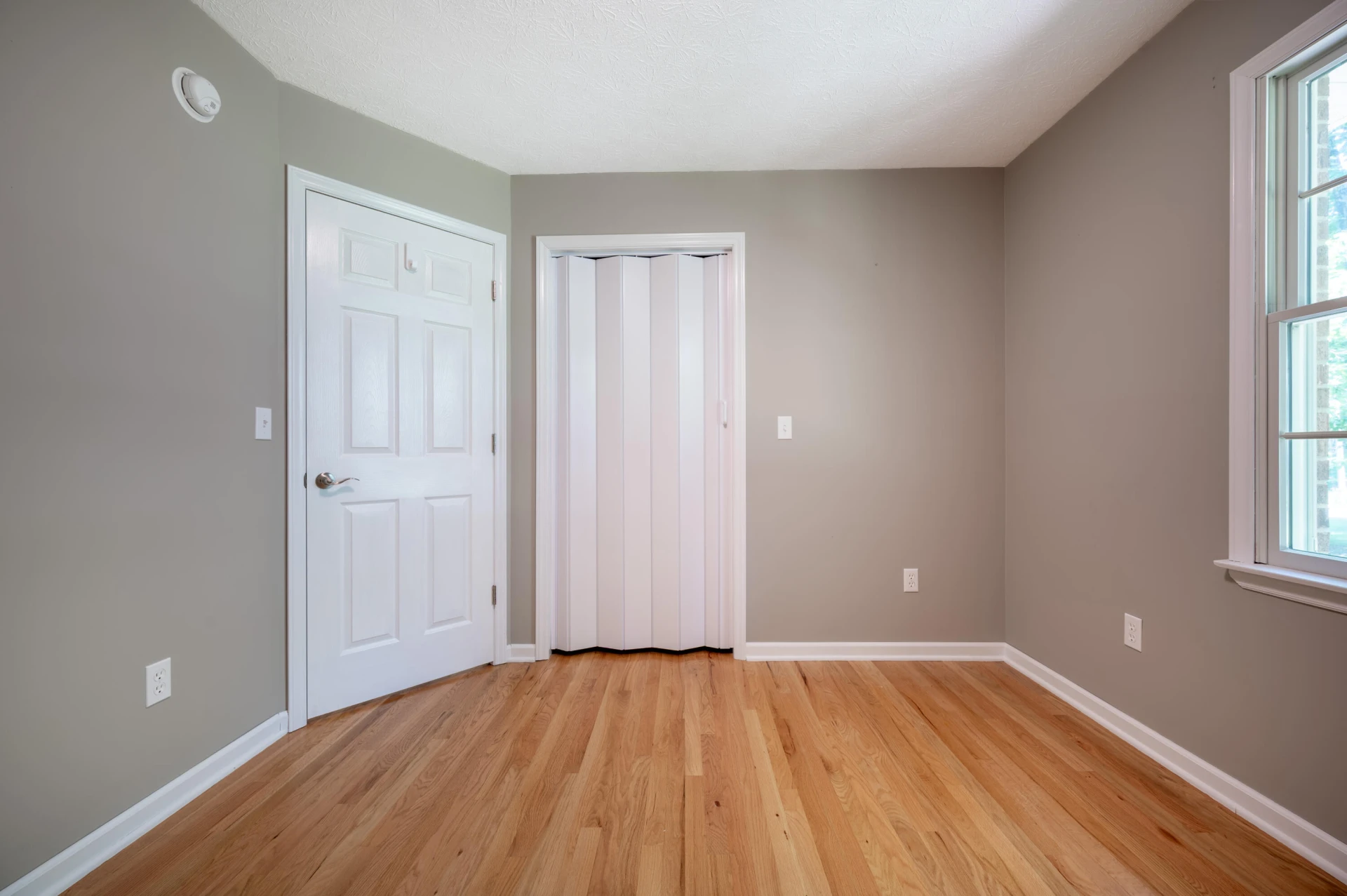 145 White Oak DR - Photo 36
