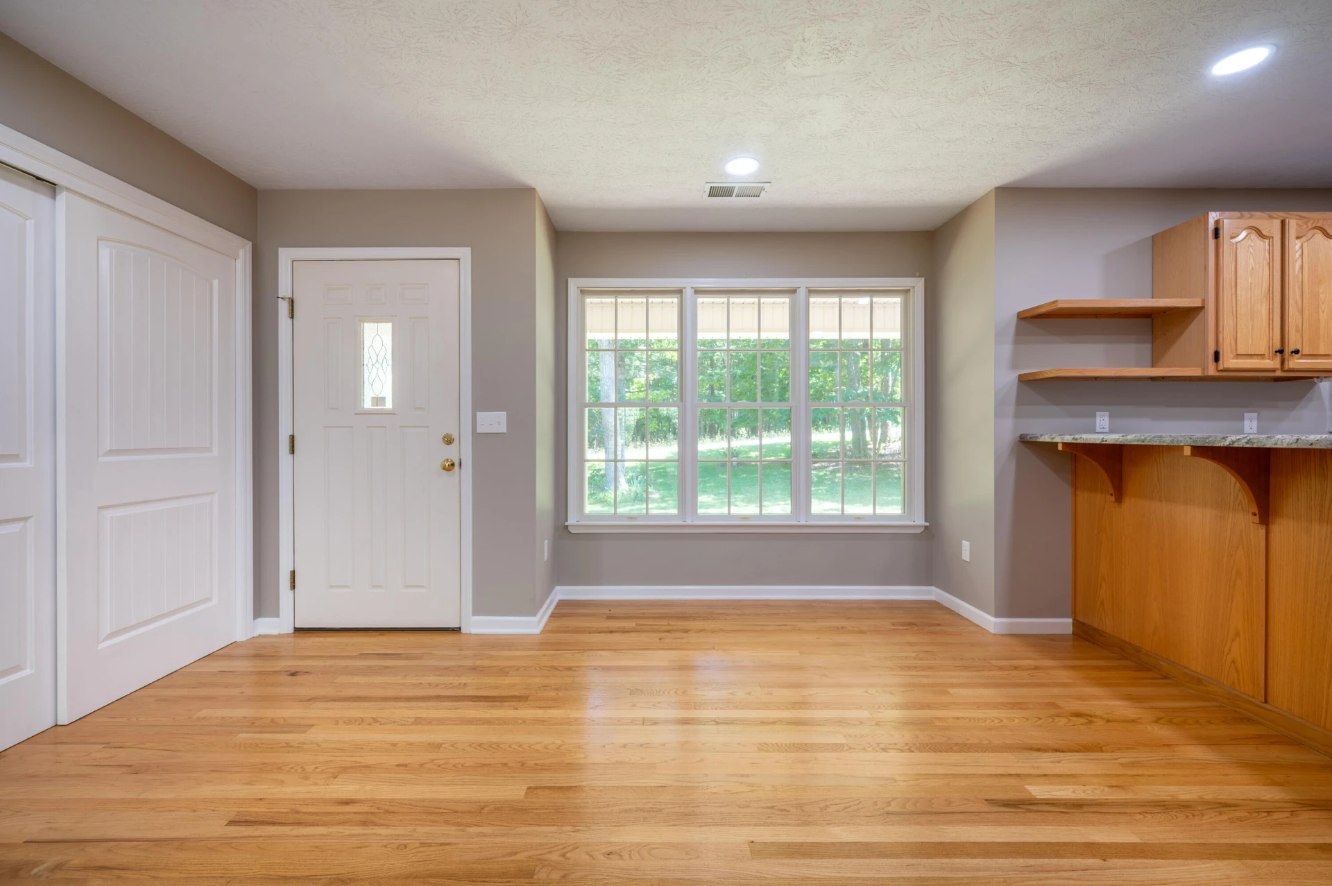 145 White Oak DR - Photo 8