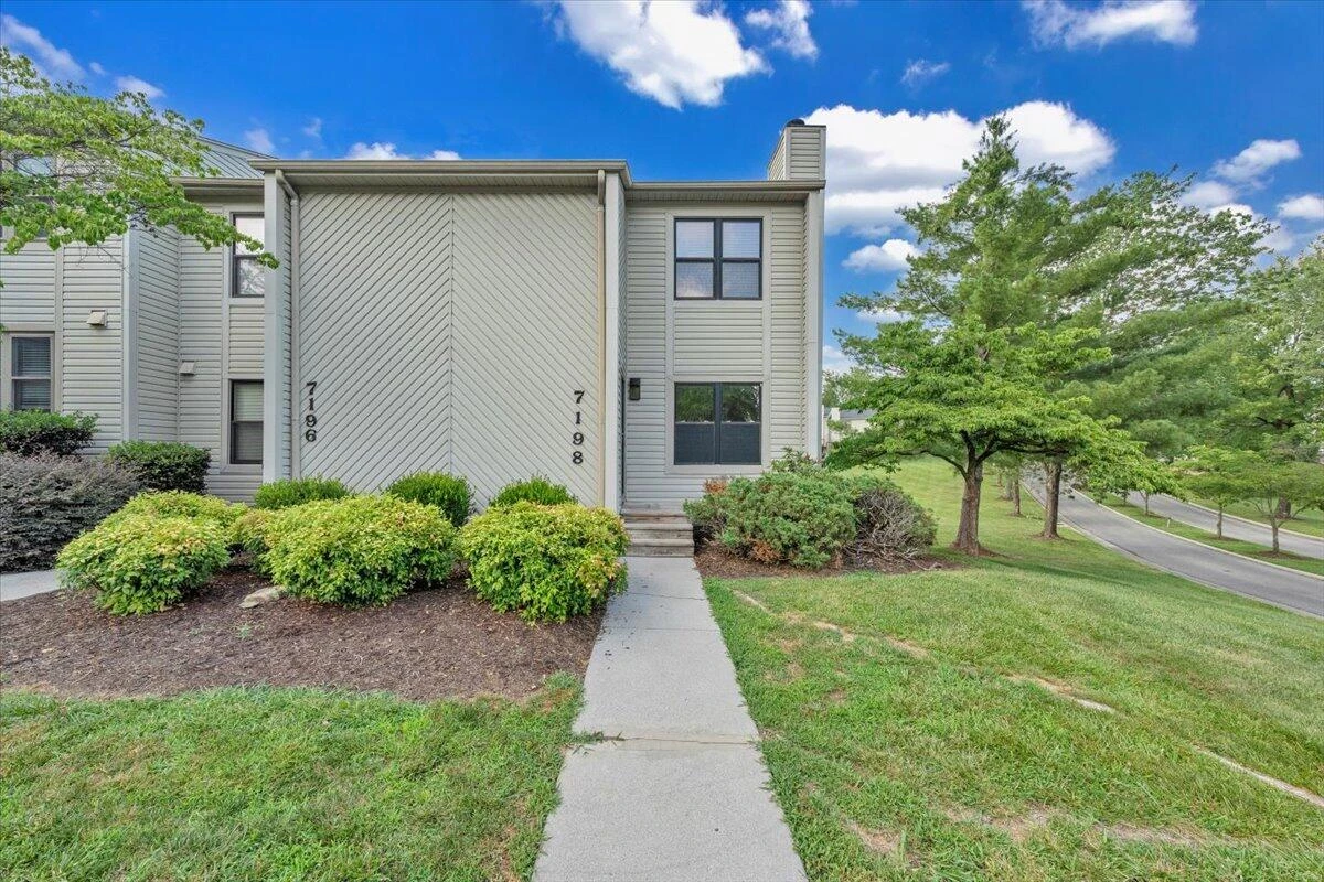 7198 Wild Cherry CT - Photo 2