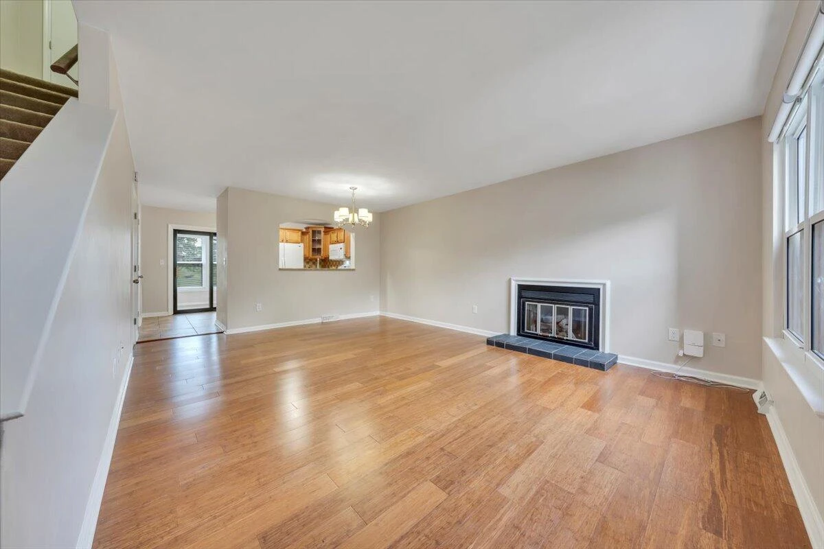 7198 Wild Cherry CT - Photo 4