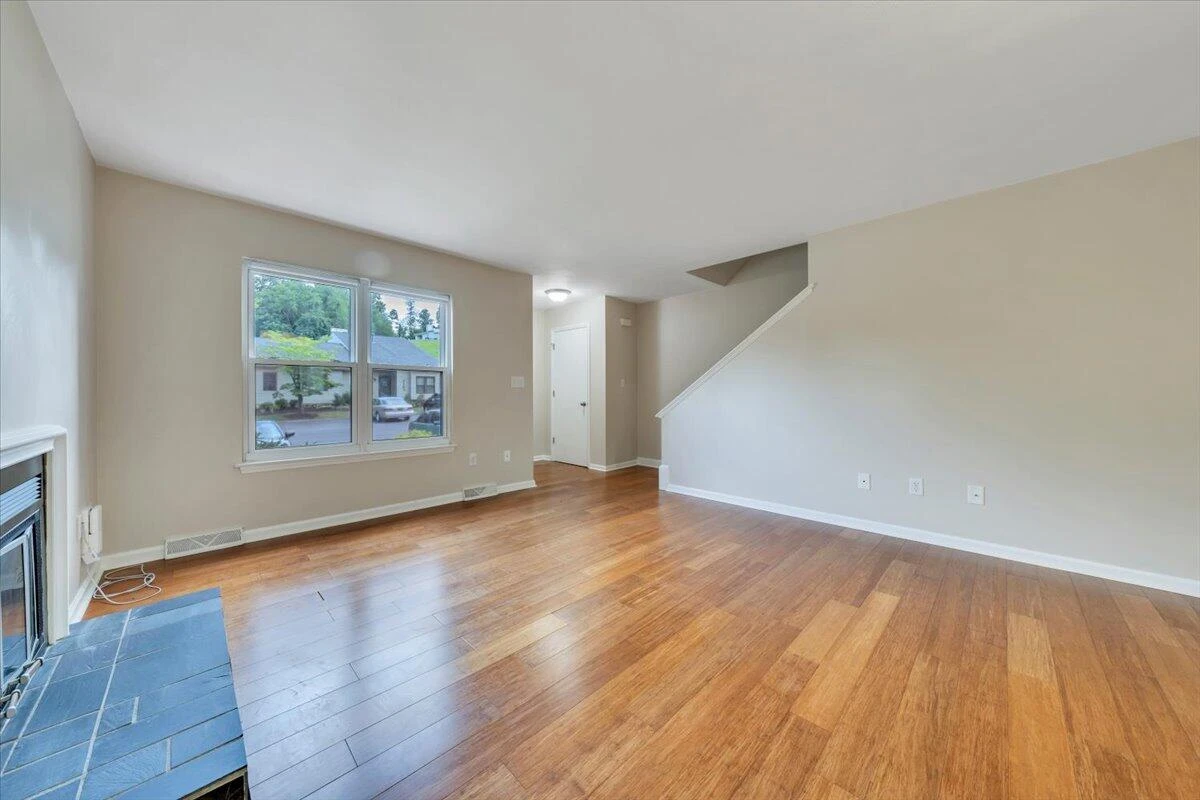 7198 Wild Cherry CT - Photo 6