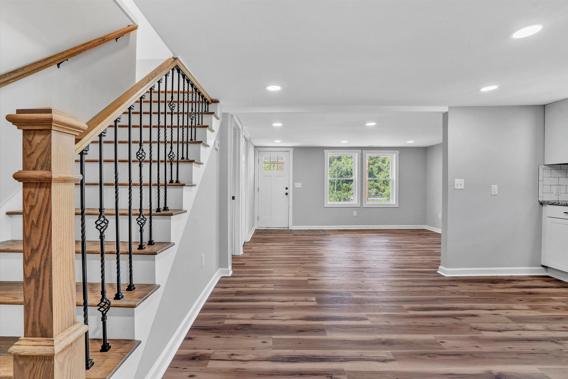 1021 Bowman LN - Photo 13