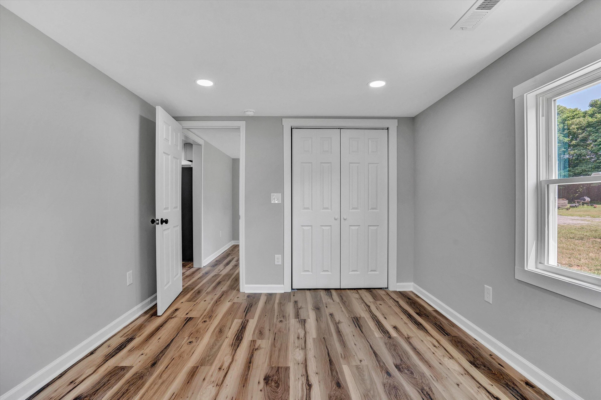 1021 Bowman LN - Photo 21