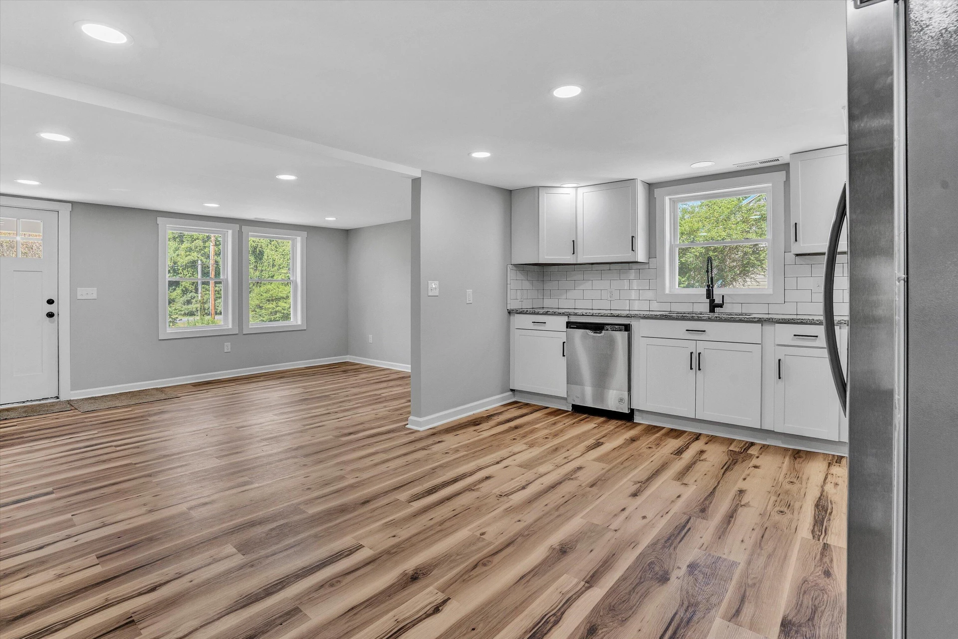 1021 Bowman LN - Photo 8