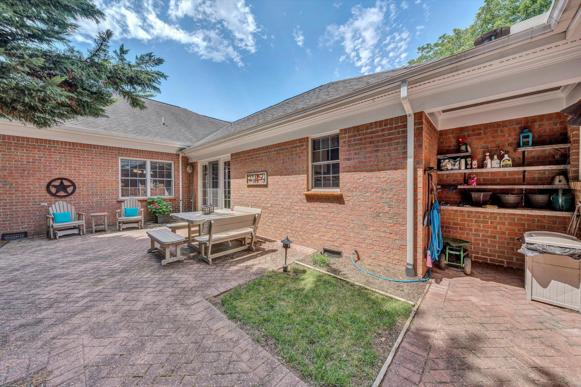 625 Highfield RD - Photo 35