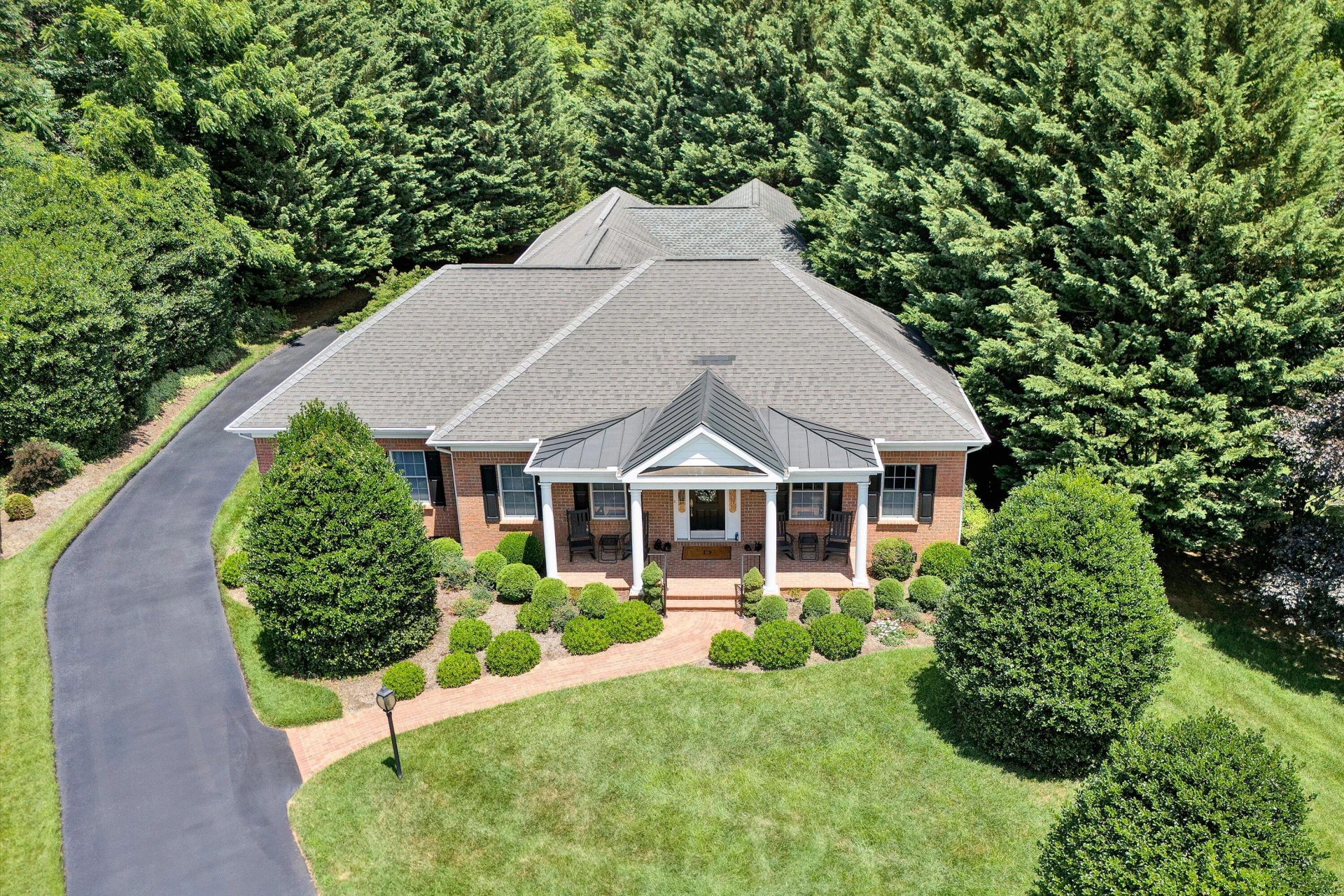 625 Highfield RD - Photo 4