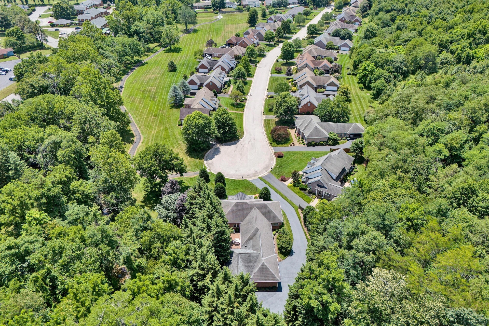 625 Highfield RD - Photo 59
