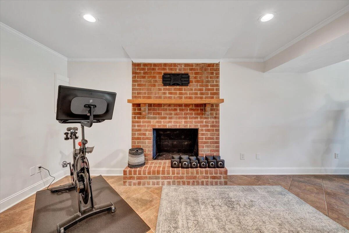 4694 Kettering CT - Photo 53