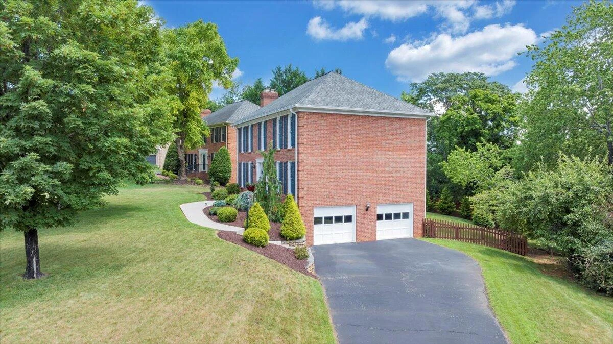 4694 Kettering CT - Photo 81