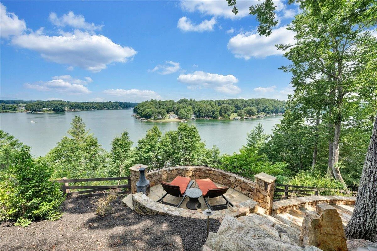 136 Village LN - Photo 103