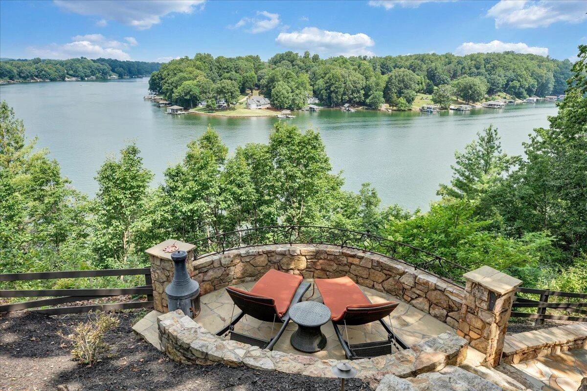 136 Village LN - Photo 104