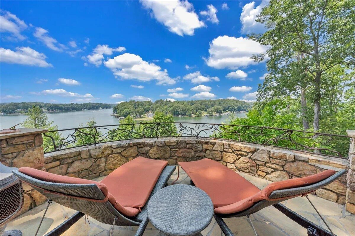 136 Village LN - Photo 107