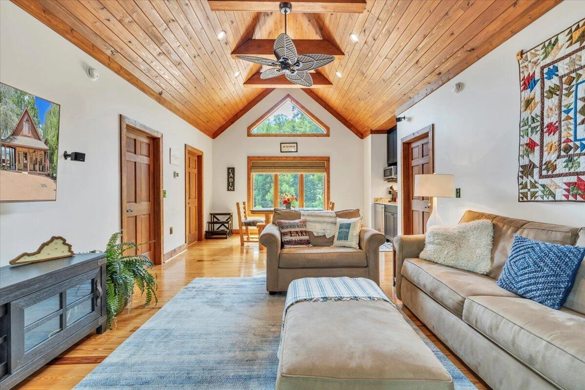 136 Village LN - Photo 110