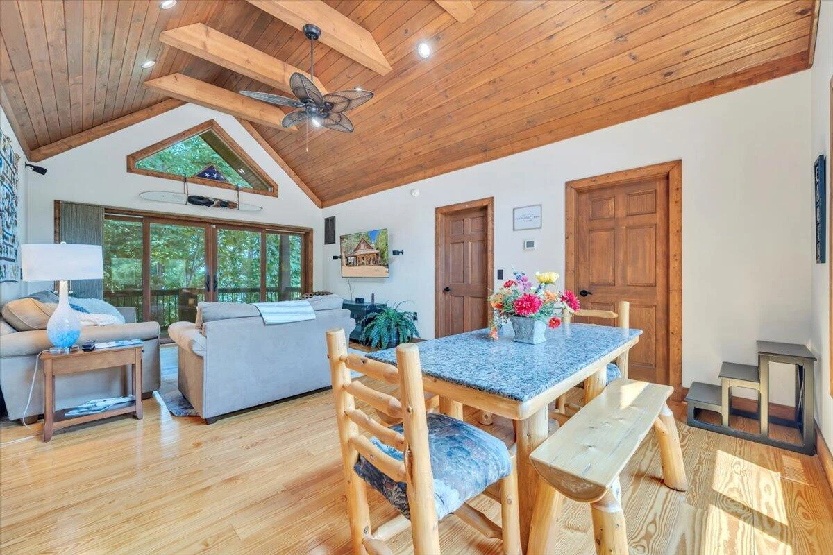136 Village LN - Photo 118