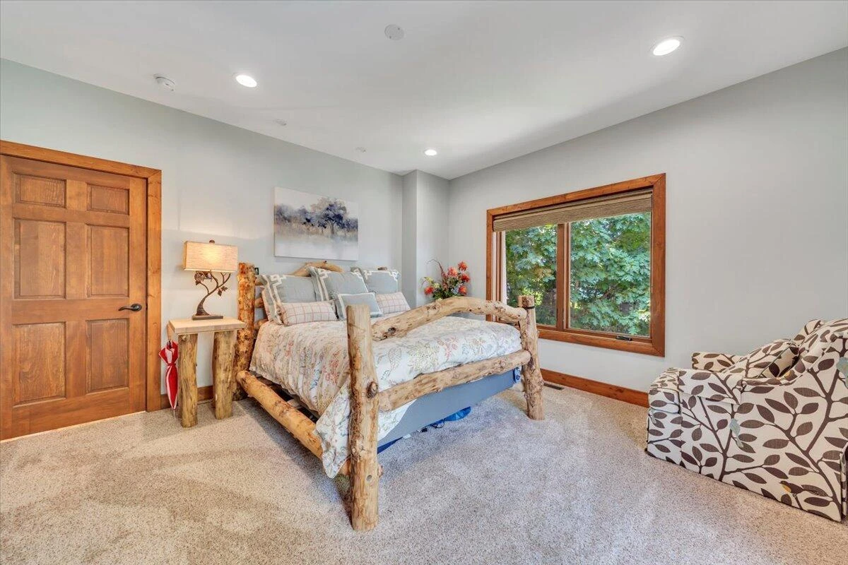 136 Village LN - Photo 122