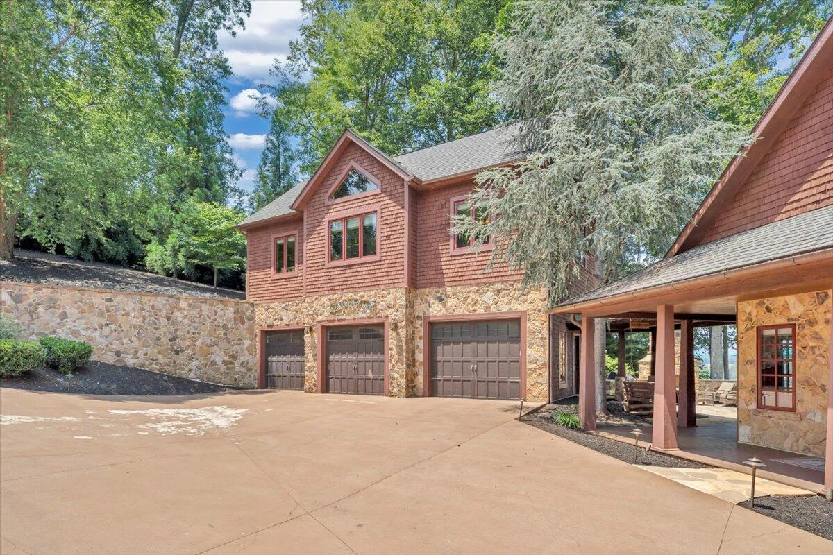 136 Village LN - Photo 137
