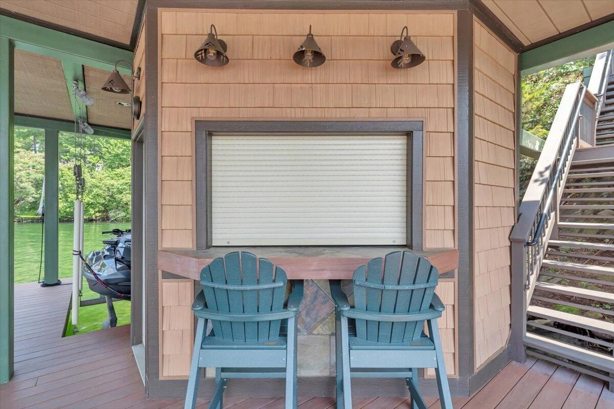 136 Village LN - Photo 150