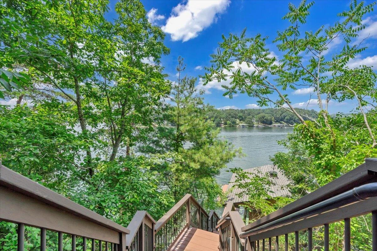 136 Village LN - Photo 152