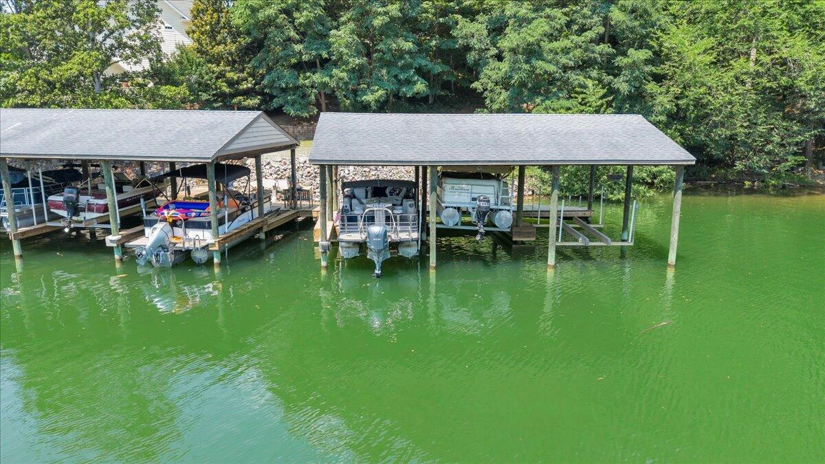 136 Village LN - Photo 162