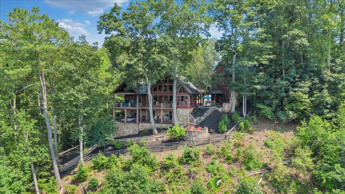136 Village LN - Photo 173