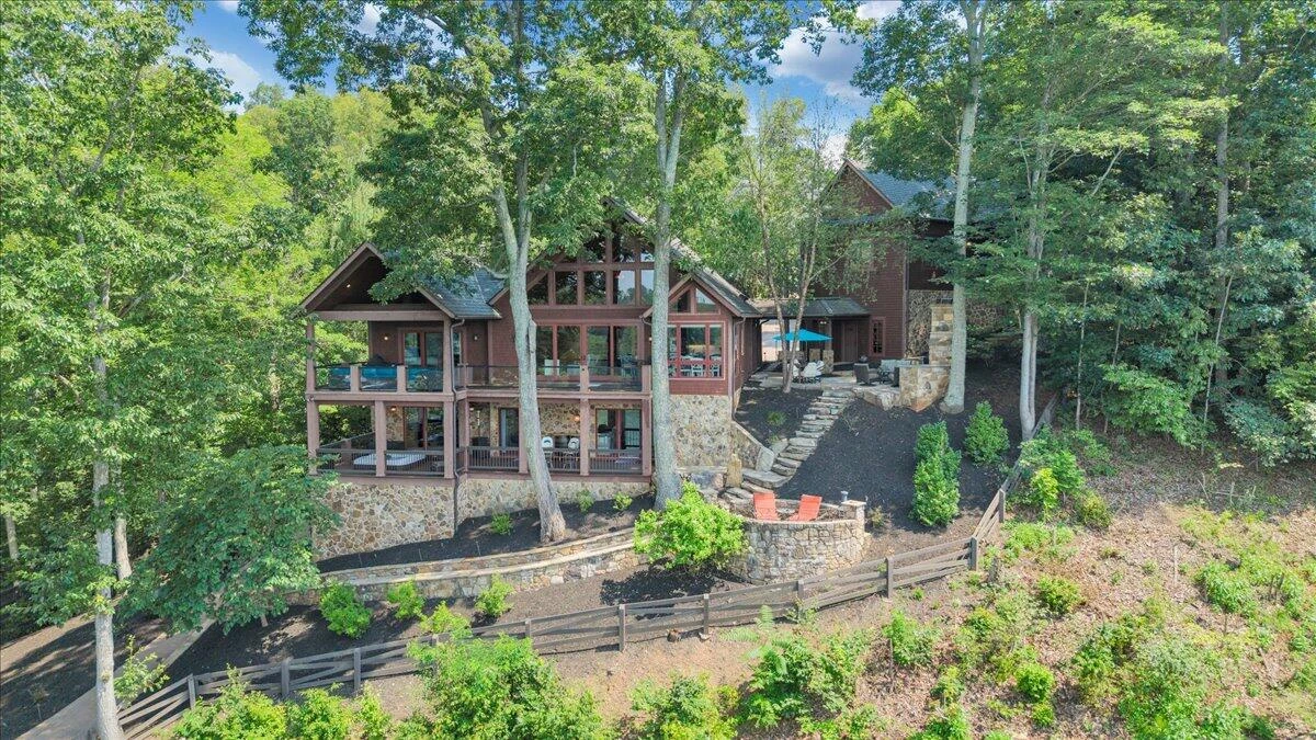 136 Village LN - Photo 175