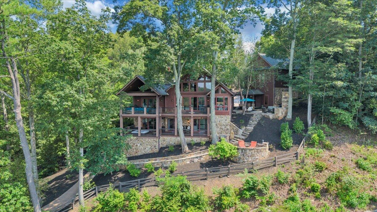 136 Village LN - Photo 176