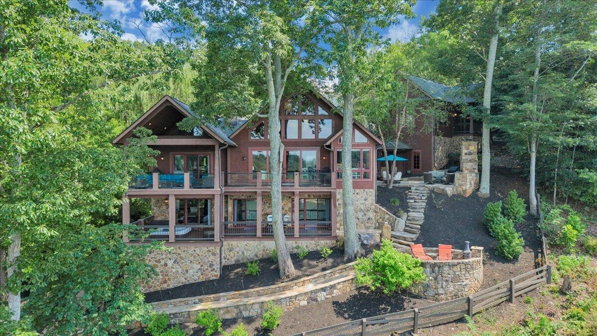 136 Village LN - Photo 179