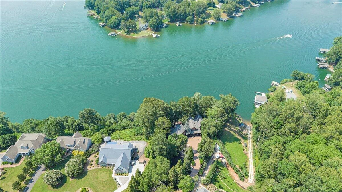 136 Village LN - Photo 187