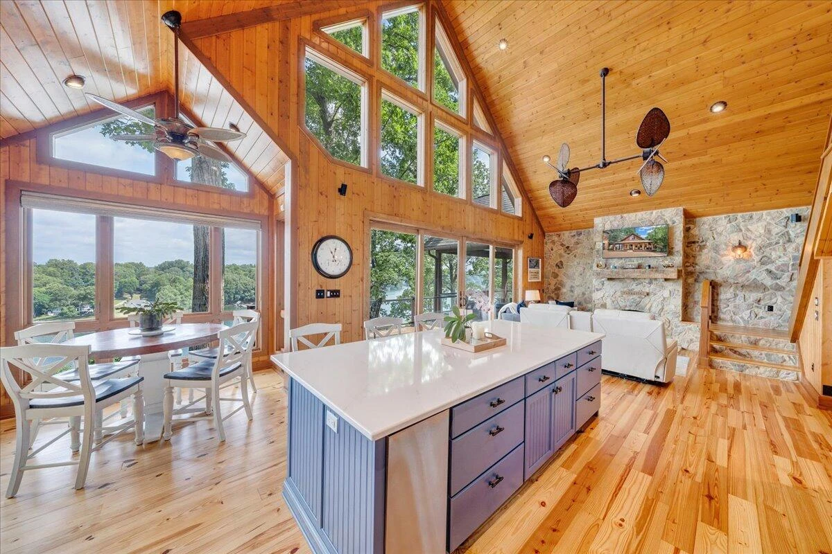 136 Village LN - Photo 19