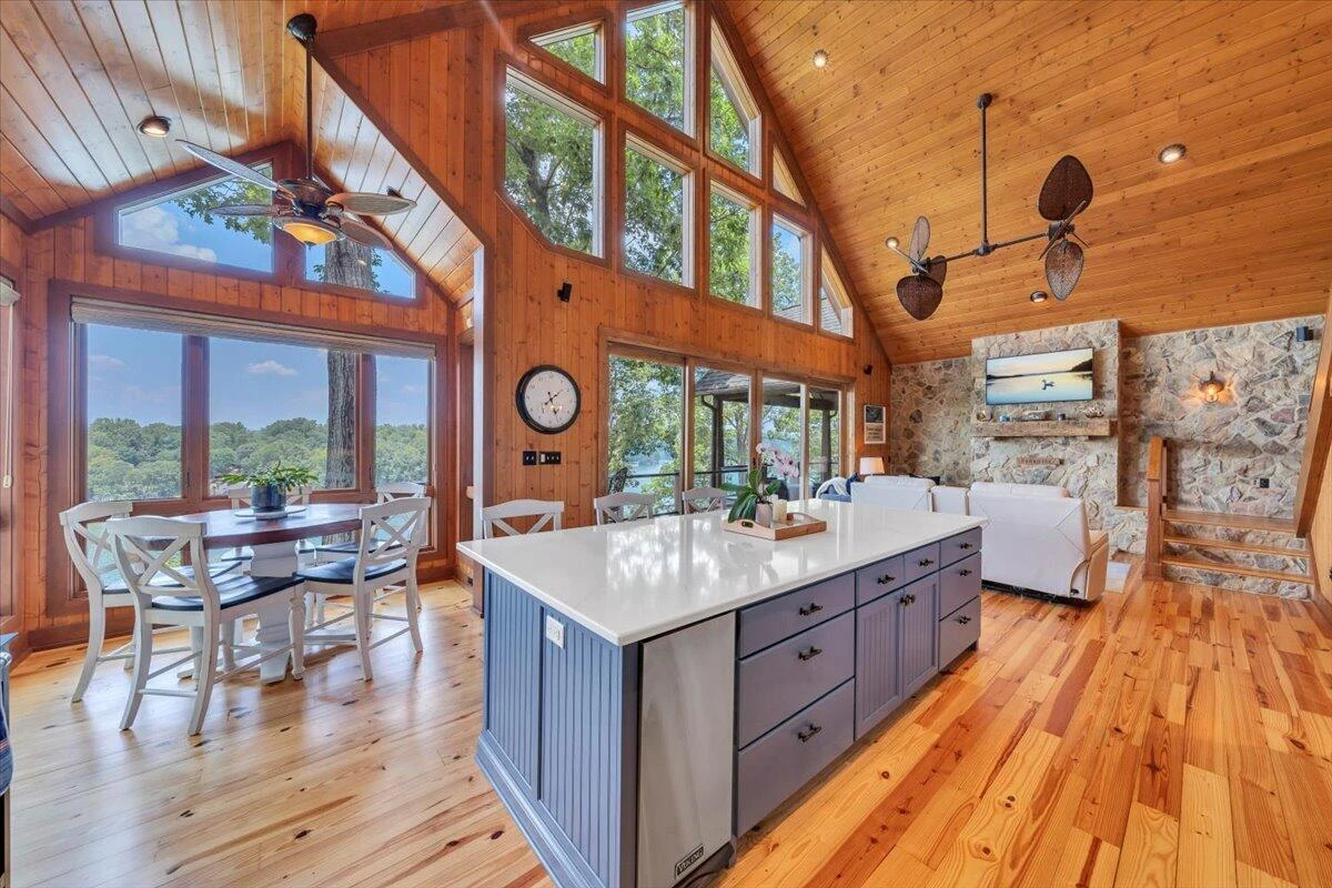 136 Village LN - Photo 20