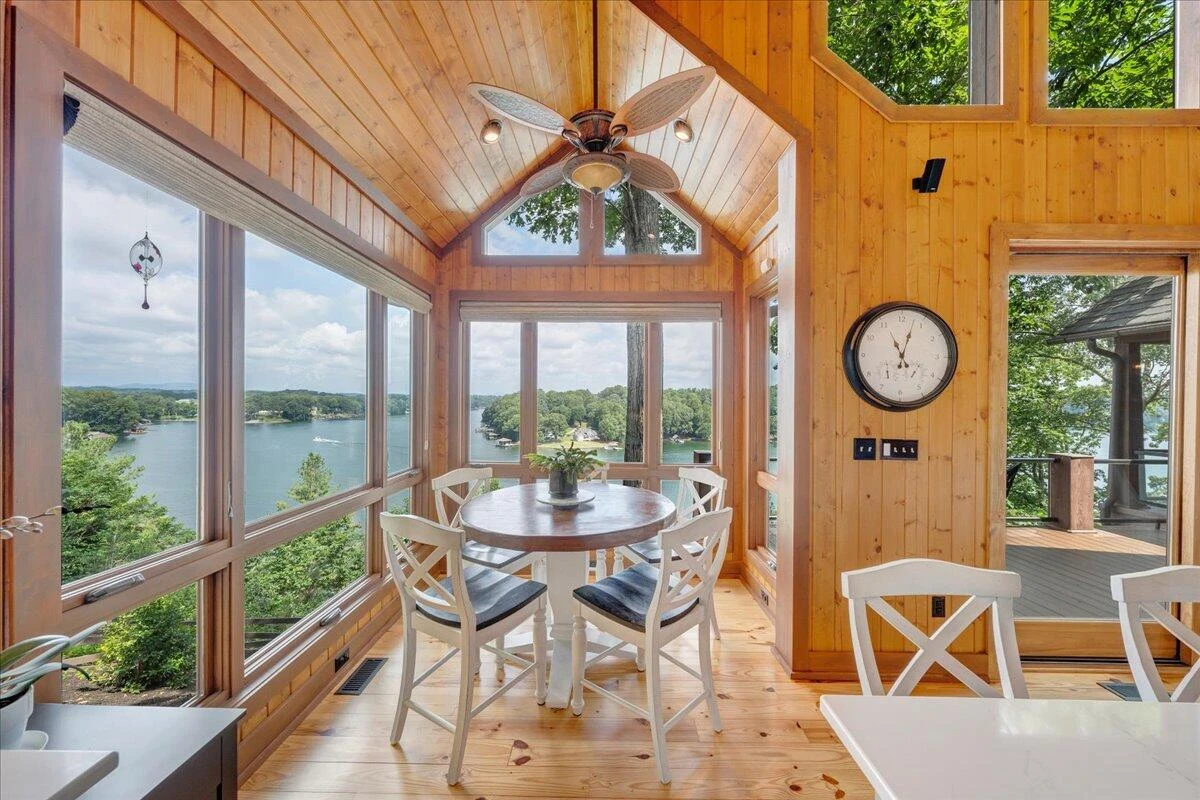 136 Village LN - Photo 21