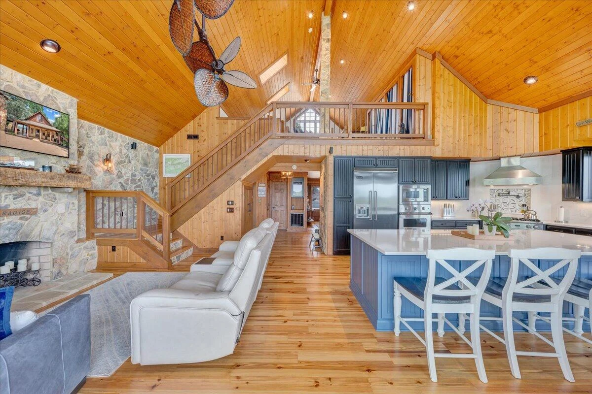 136 Village LN - Photo 27