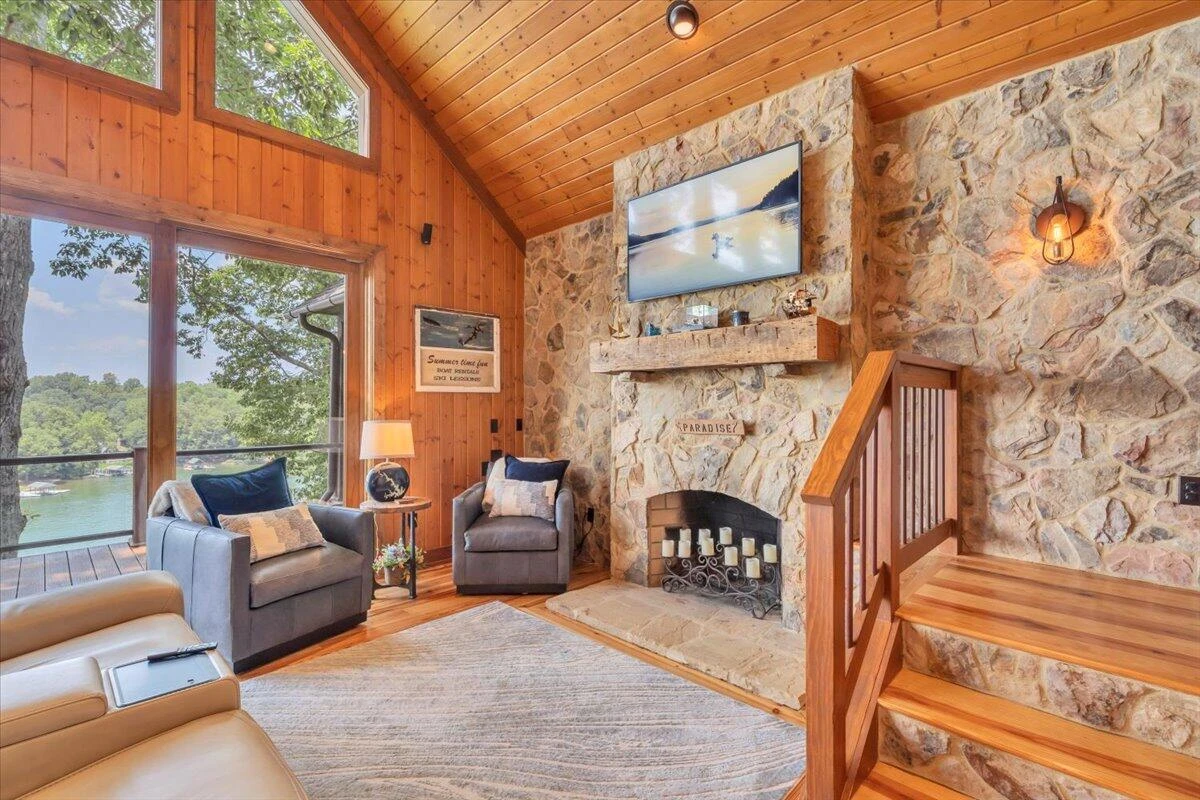 136 Village LN - Photo 31