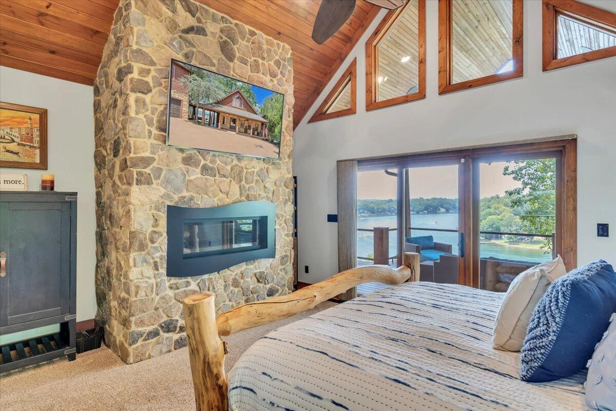 136 Village LN - Photo 39